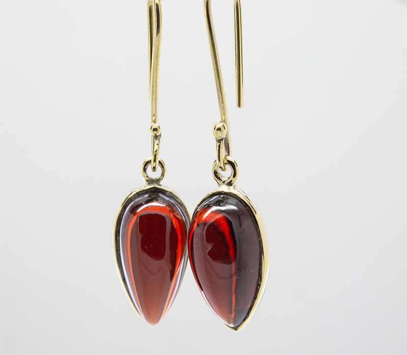 Garnet earrings web