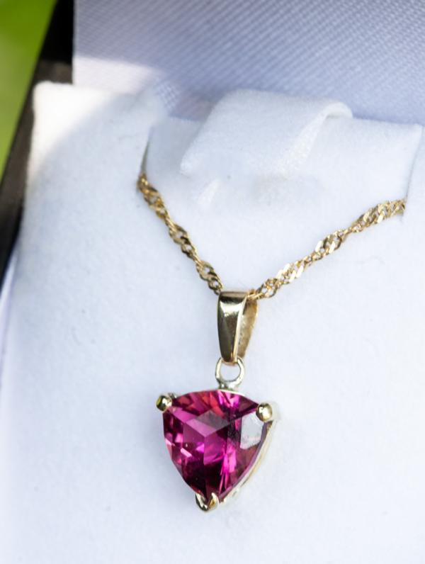 Rhodolite Pendant 10K Gold